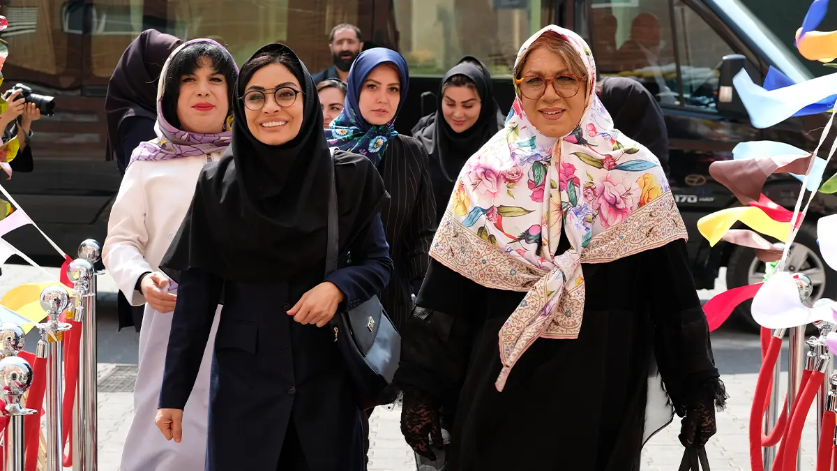 تصویر 6 از فیلم خانوم والده